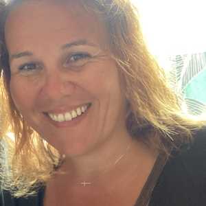 Sarah, un courtier à Laval