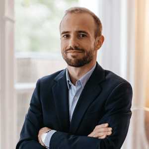 Quentin, un conseiller en gestion de patrimoine à Caen